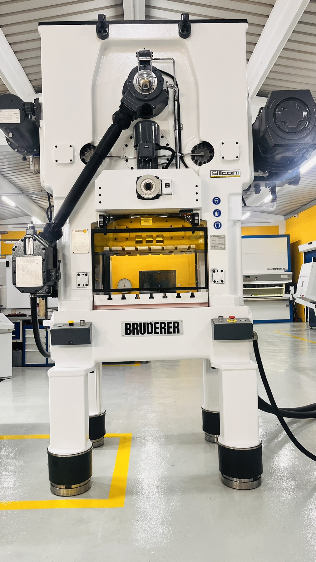 BRUDERER FGS 25/32  1993